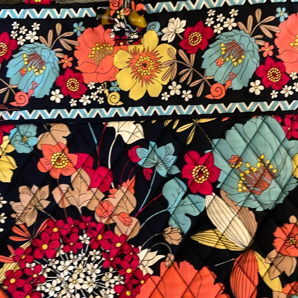 VERA BRADLEY TOTE AND WALLET